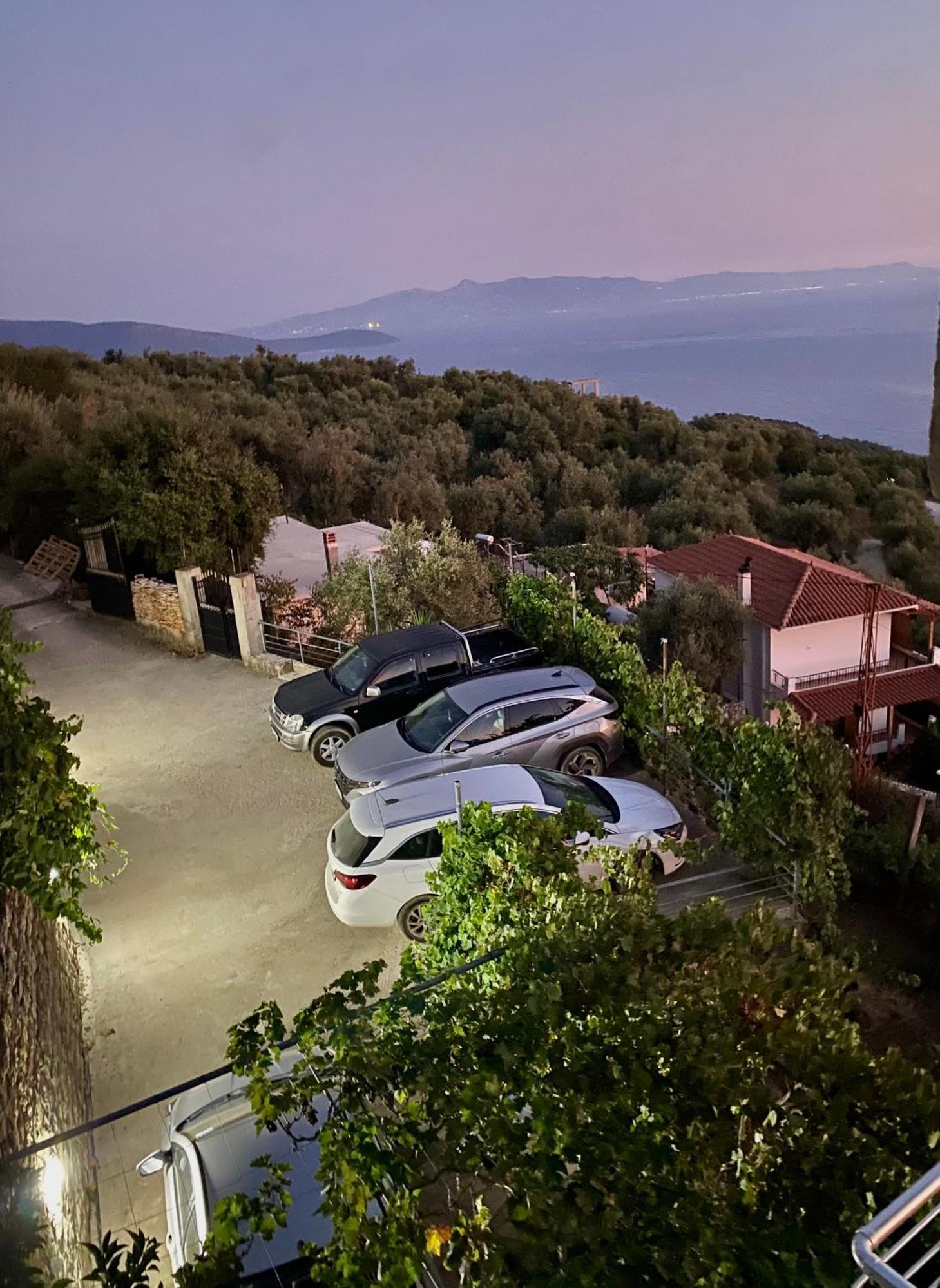 Appartamento Erika'S House Lukovë Esterno foto
